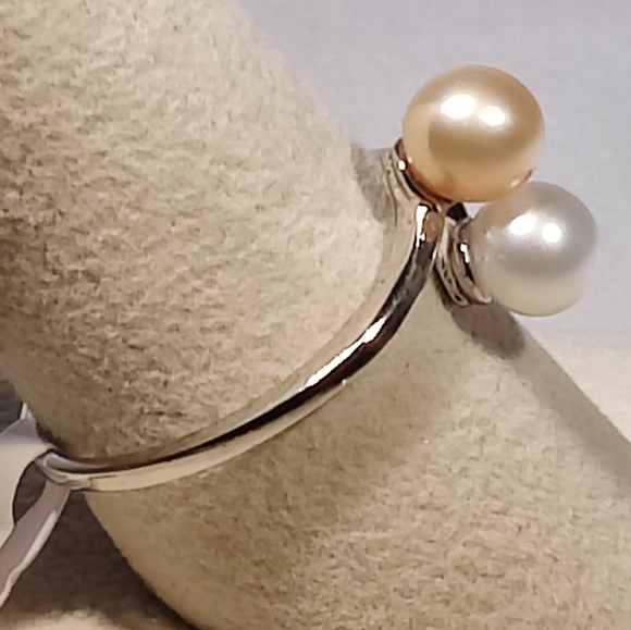 Vantel Pearls Twice as Nice Ring - Picture 6 of 8